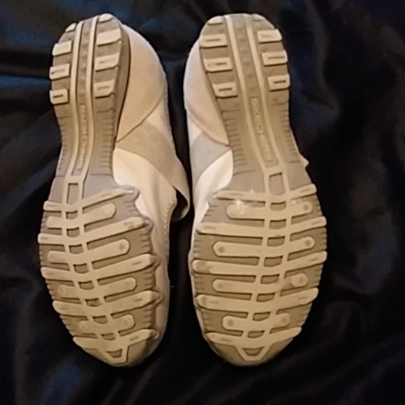 Skechers shoes - Picture 2 of 4